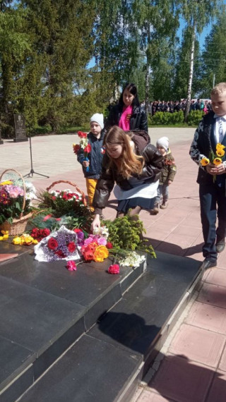09 мая 2023 в День Победы ВОВ у Памятника  воинам, погибшим в годы Великой Отечественной войны 1941-1945 гг. состоялся митинг и возложение цветов.